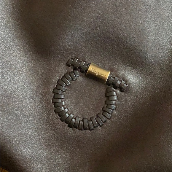 Salvatore Ferragamo tote purse - Picture 2 of 6